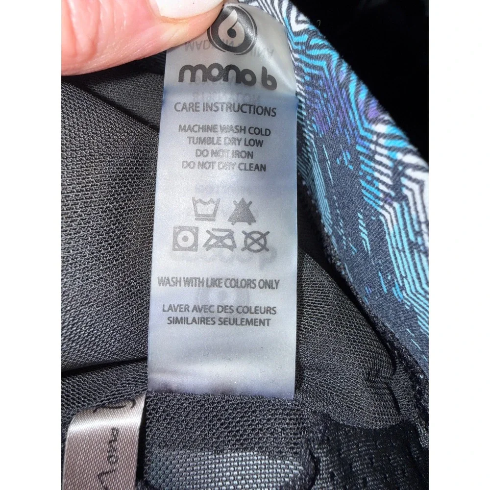 Mono B Blue Purple Abstract Print Strappy Mesh Back Sports Bra AT1672 NWT Small